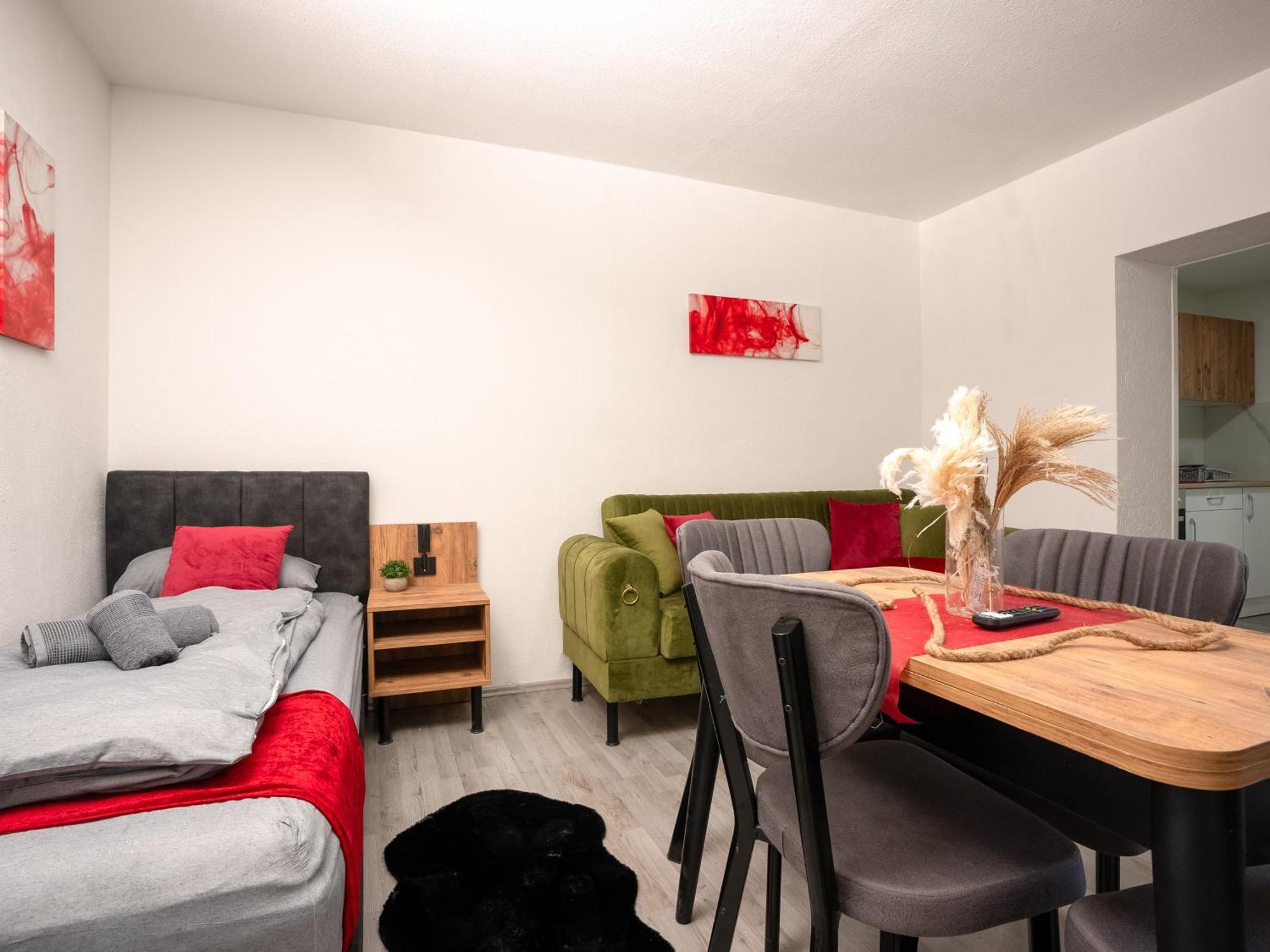 Serviceroom24 - Apartment 4 In Herten Wlan - Smart-Tv - 24-7 Check-In Und Kueche Exterior foto